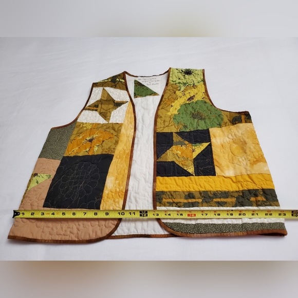 Vintage Y2K Handmade Floral Print Quilted Patchwork Vest One Size Boho Chic - Picture 11 of 14
